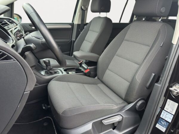 Volkswagen Touran Comfortline  DSG-SHZ-APP-7Sitze – Bild 9