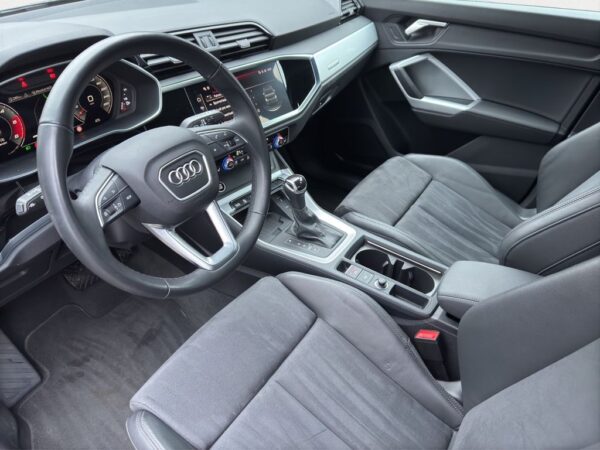 Audi Q3 35TDI Quattro S line CAM-NAVI-SHZ-APP-Ambient – Bild 8