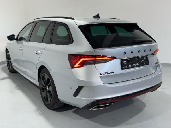 Skoda Octavia Combi RS NAVI-CAM-ACC-SHZ-APP – Bild 5
