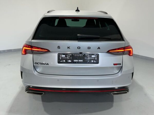 Skoda Octavia Combi RS NAVI-CAM-ACC-SHZ-APP – Bild 6