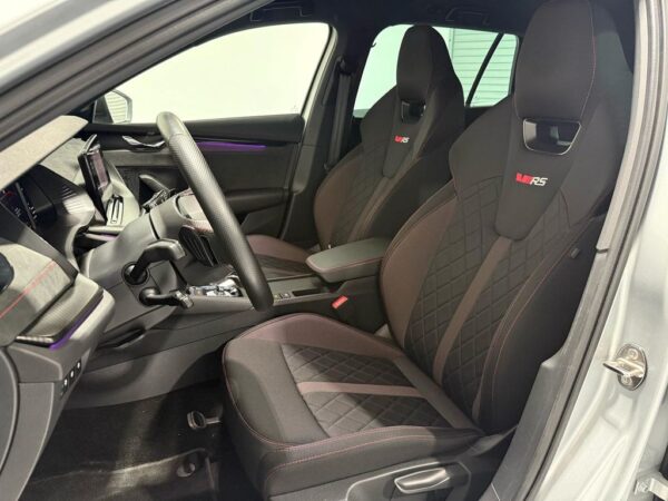 Skoda Octavia Combi RS NAVI-CAM-ACC-SHZ-APP – Bild 8