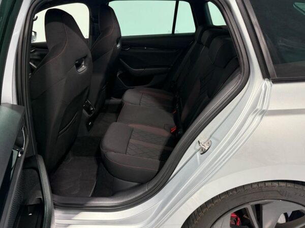 Skoda Octavia Combi RS NAVI-CAM-ACC-SHZ-APP – Bild 18