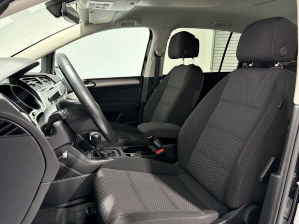 Volkswagen Touran Comfortline  DSG-SHZ-APP-7Sitze – Bild 8