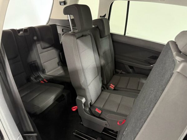 Volkswagen Touran Comfortline  DSG-SHZ-APP-7Sitze – Bild 18