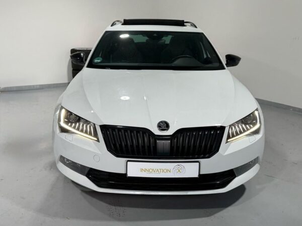 Skoda SuperbCombi Sportline CAM-SHZ-PANO-NAVI-SOUNDSYS – Bild 3