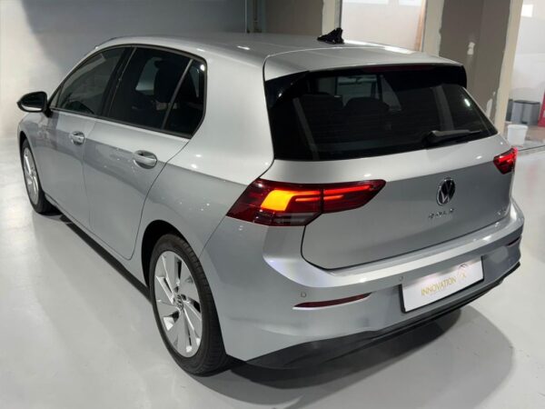 Volkswagen Golf VIII Lim. Life eTSI DSG-ACC-PDC-SHZ-NAVI – Bild 5