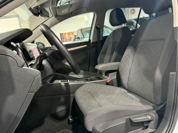 Volkswagen Golf VIII Lim. Life eTSI DSG-ACC-PDC-SHZ-NAVI – Bild 10