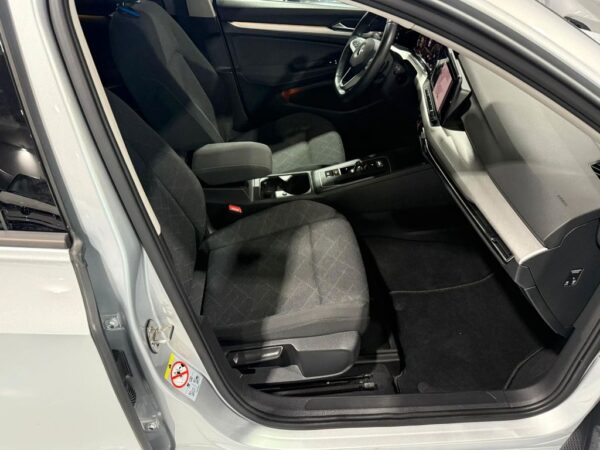 Volkswagen Golf VIII Lim. Life eTSI DSG-ACC-PDC-SHZ-NAVI – Bild 11