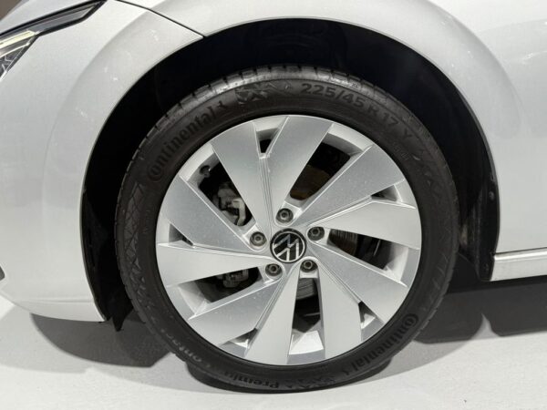 Volkswagen Golf VIII Lim. Life eTSI DSG-ACC-PDC-SHZ-NAVI – Bild 27