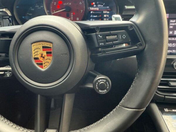 Porsche Macan GTS PANO-CAM360-NAVI-SHZ-21" – Bild 18