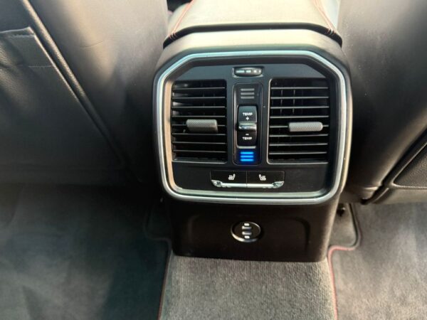 Porsche Macan GTS PANO-CAM360-NAVI-SHZ-21" – Bild 22