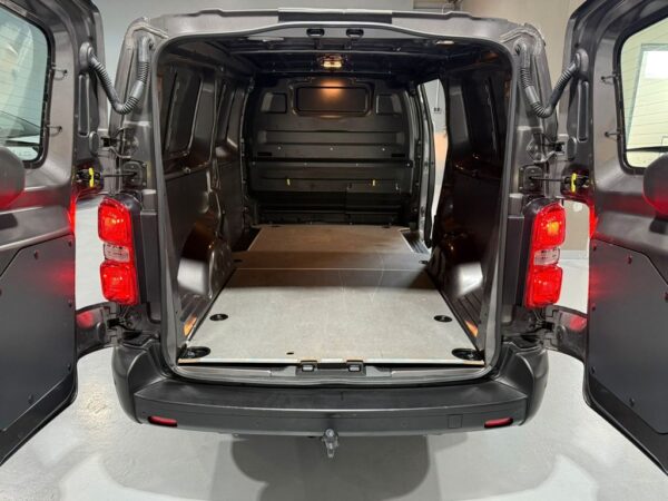 Toyota Proace L2H1 Kasten Meister NAVI-AHK-RFK-AUT – Bild 18