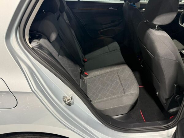Volkswagen Golf VIII Lim. Life eTSI DSG-ACC-PDC-SHZ-NAVI – Bild 23